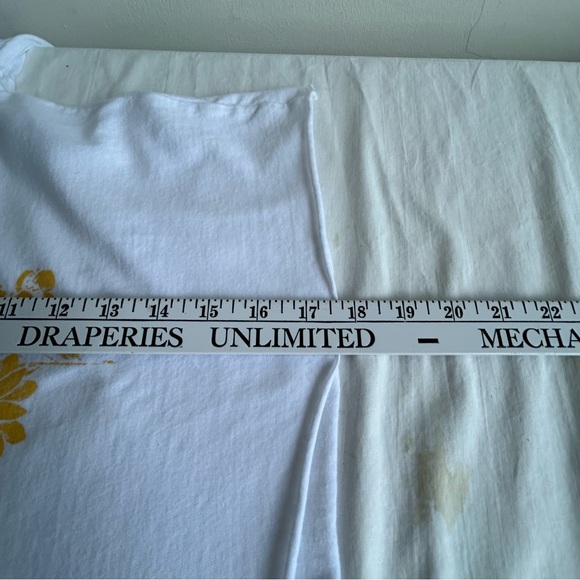 Zuni Sportswear Cropped Floral Good Vibes Only T-Shirt Tee - Picture 12 of 12